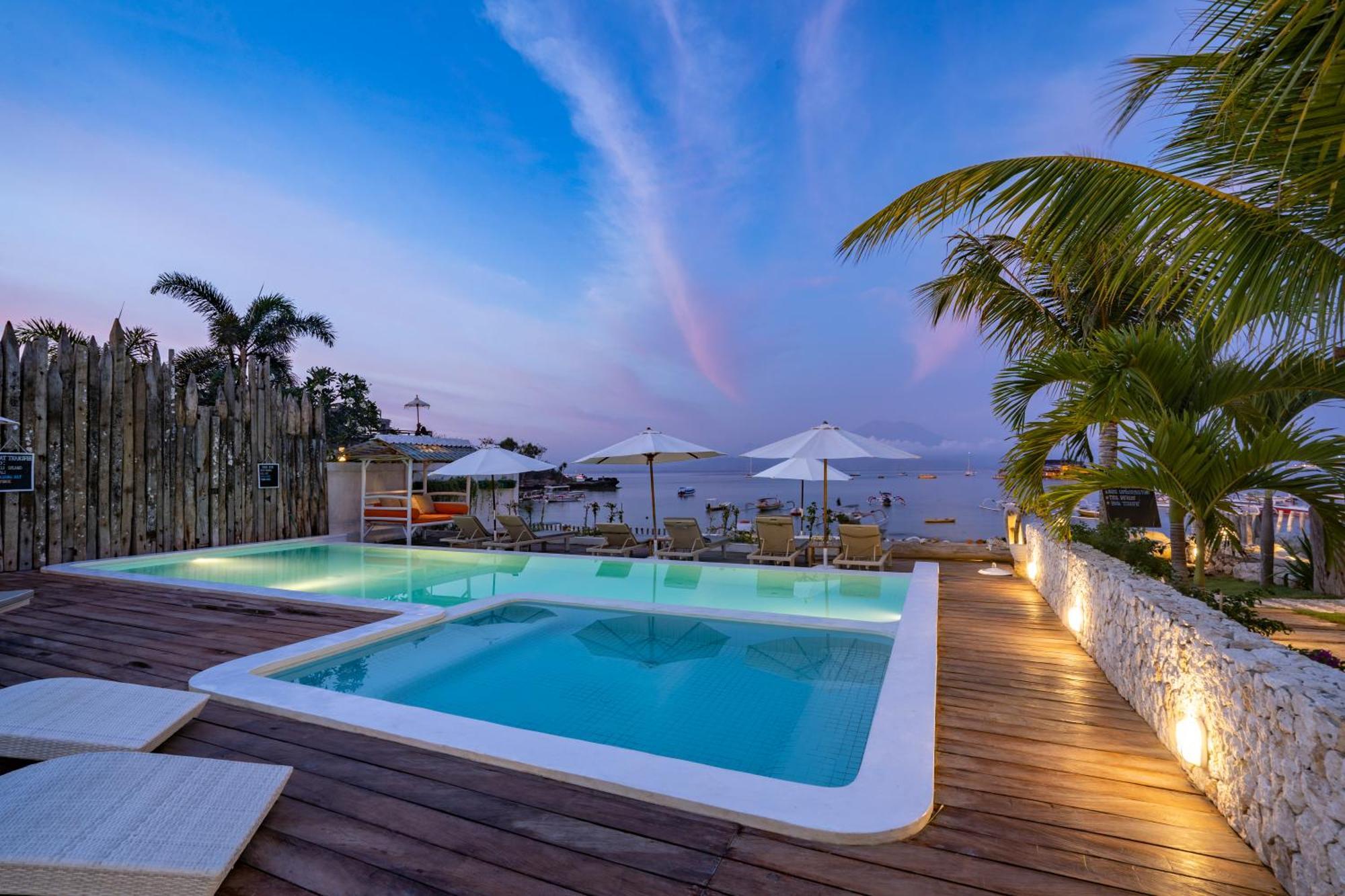 Paus Putih Hotel Nusa Lembongan  Exterior photo